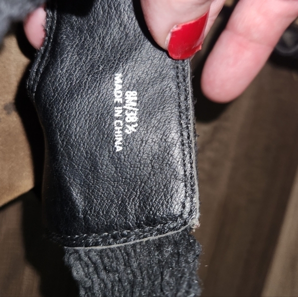 LUCKY Brand Black Crochet Ankle Wrap Wedges Size 8M - Picture 5 of 6